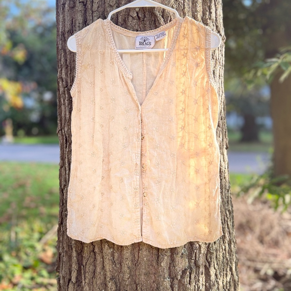 Vintage BHAG’s India Embroidered Cotton Button Front Tank Top Boho Y2K